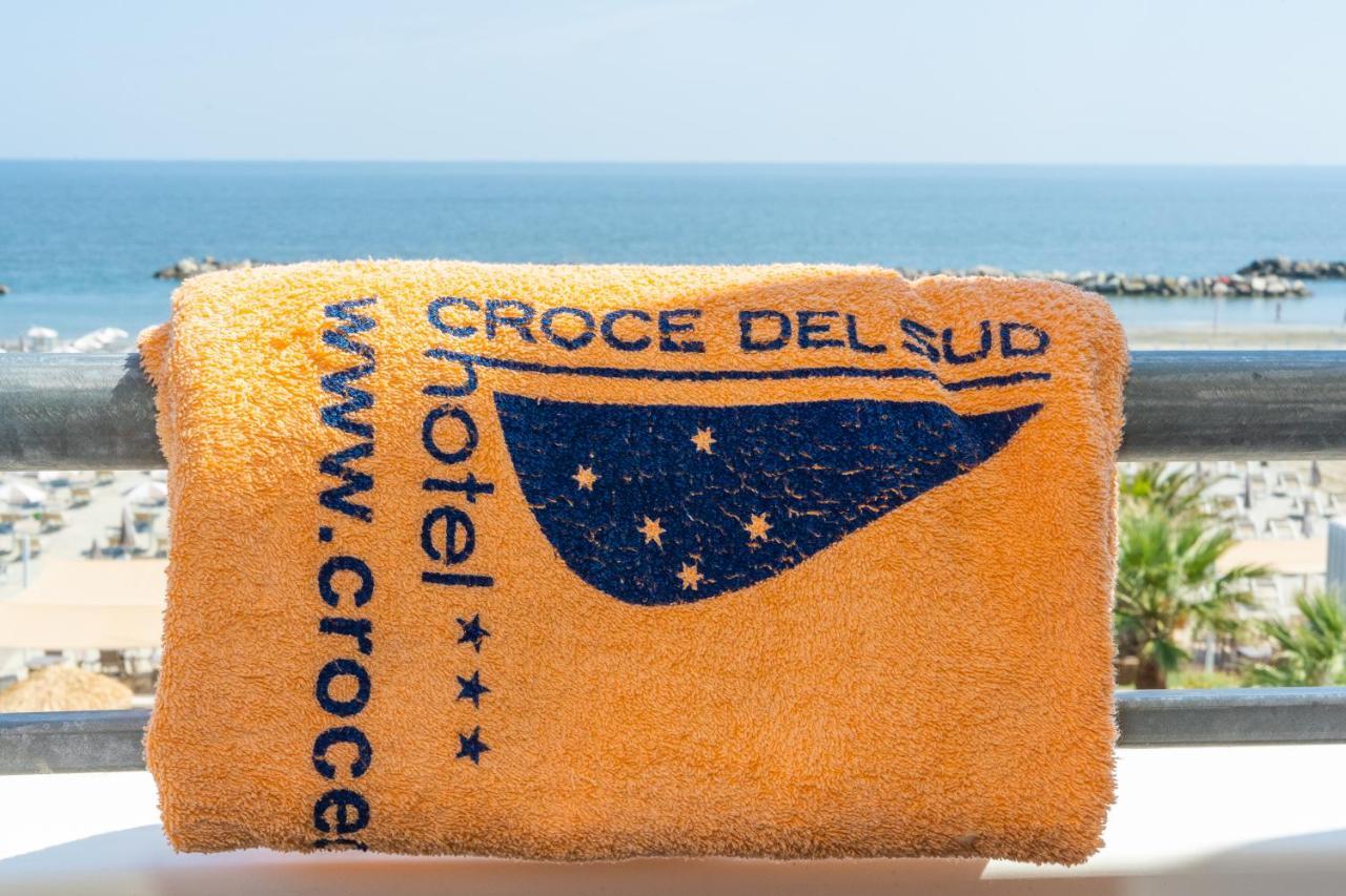 Hotel Croce Del Sud Rímini Exterior foto